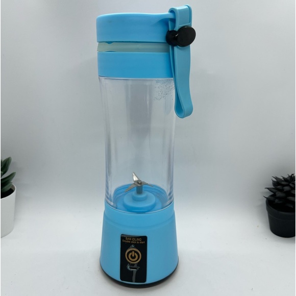 Mini Personal Blender Portable Rechargeable Battery Powered USB Charged - Picture 3 of 6